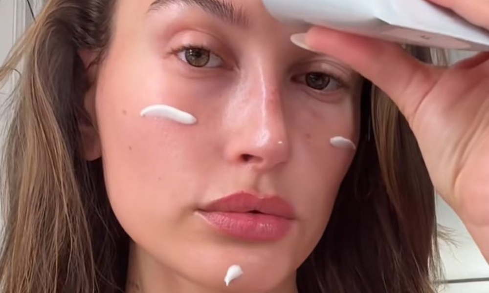 O skincare das celebridades sem glamour: rotinas simples que realmente funcionam na vida real! 1 O skincare das celebridades sem glamour 1