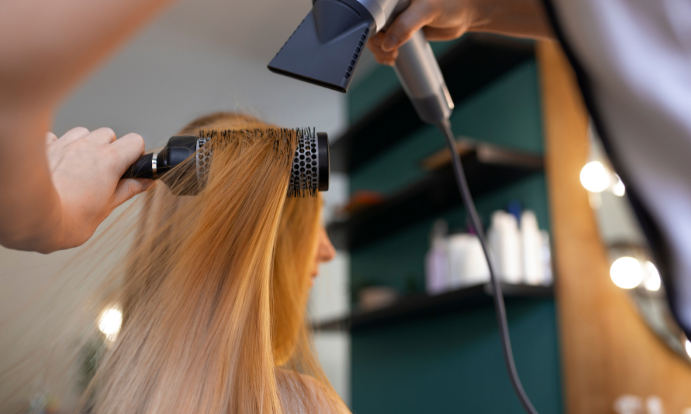 Secador Profissional ou Comum Descubra Qual Realmente Vale a Pena para o Seu Cabelo00W 127V 1