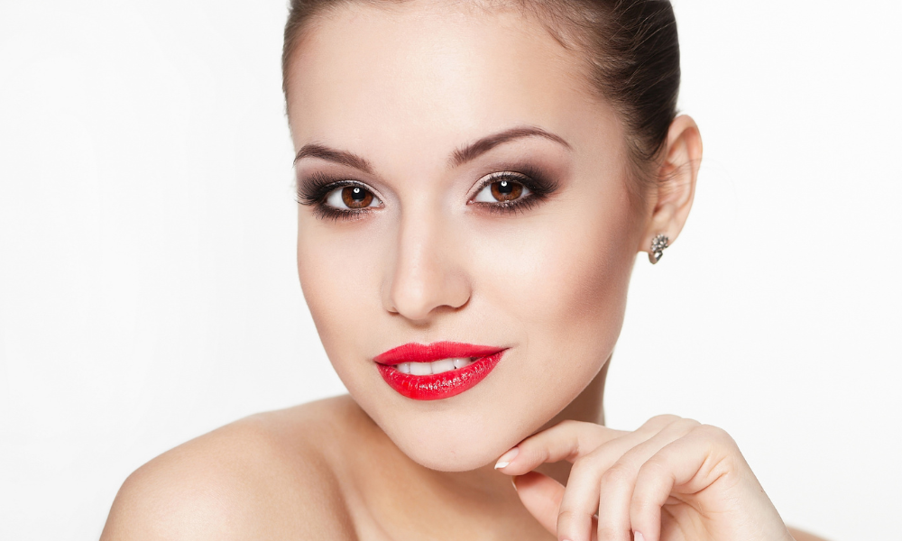 Técnicas de Maquiagem Que Transformam o Rosto Instantaneamente! 8 Tecnicas de Maquiagem Que Transformam o Rosto Instantaneamente 7