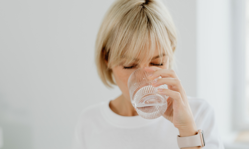 7 habitos simples que deixam voce mais bonita naturalmente todos os dias 2