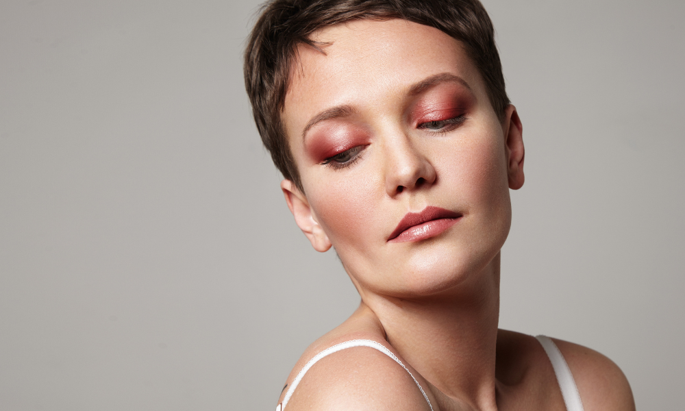 Blush protagonista: a tendência de maquiagem que está transformando o rosto em 2026!