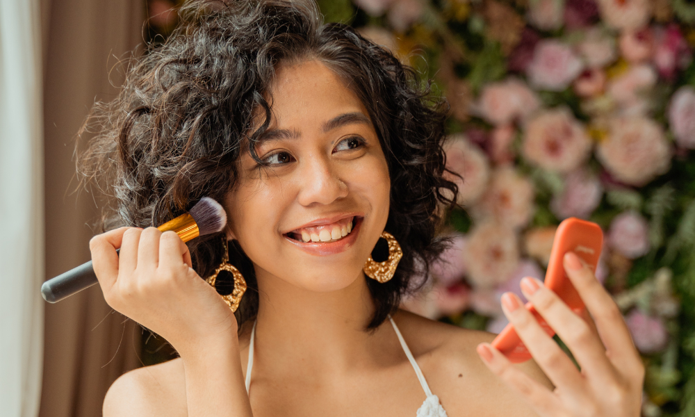 Blush protagonista a tendencia de maquiagem que esta transformando o rosto em 2026 11