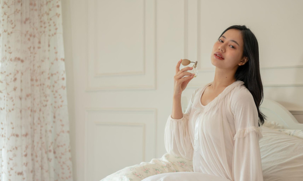 O cheiro das mulheres elegantes: 9 perfumes sofisticados para usar todos os dias! 3 O cheiro das mulheres elegantes 9 perfumes sofisticados para usar todos os dias 2