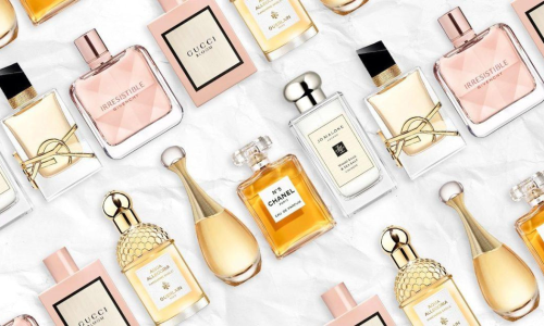 Os perfumes femininos que mais recebem elogios em 2026 (e fazem todo mundo perguntar qual você está usando)